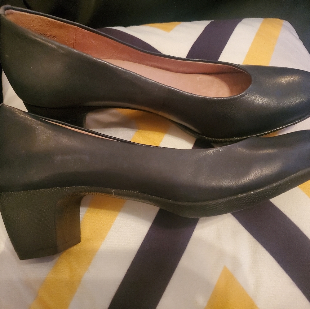 Women shoes